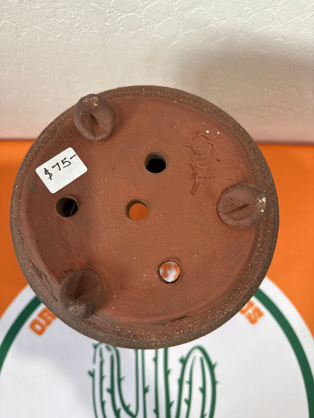 Kenny Smith fine pottery. - #1012