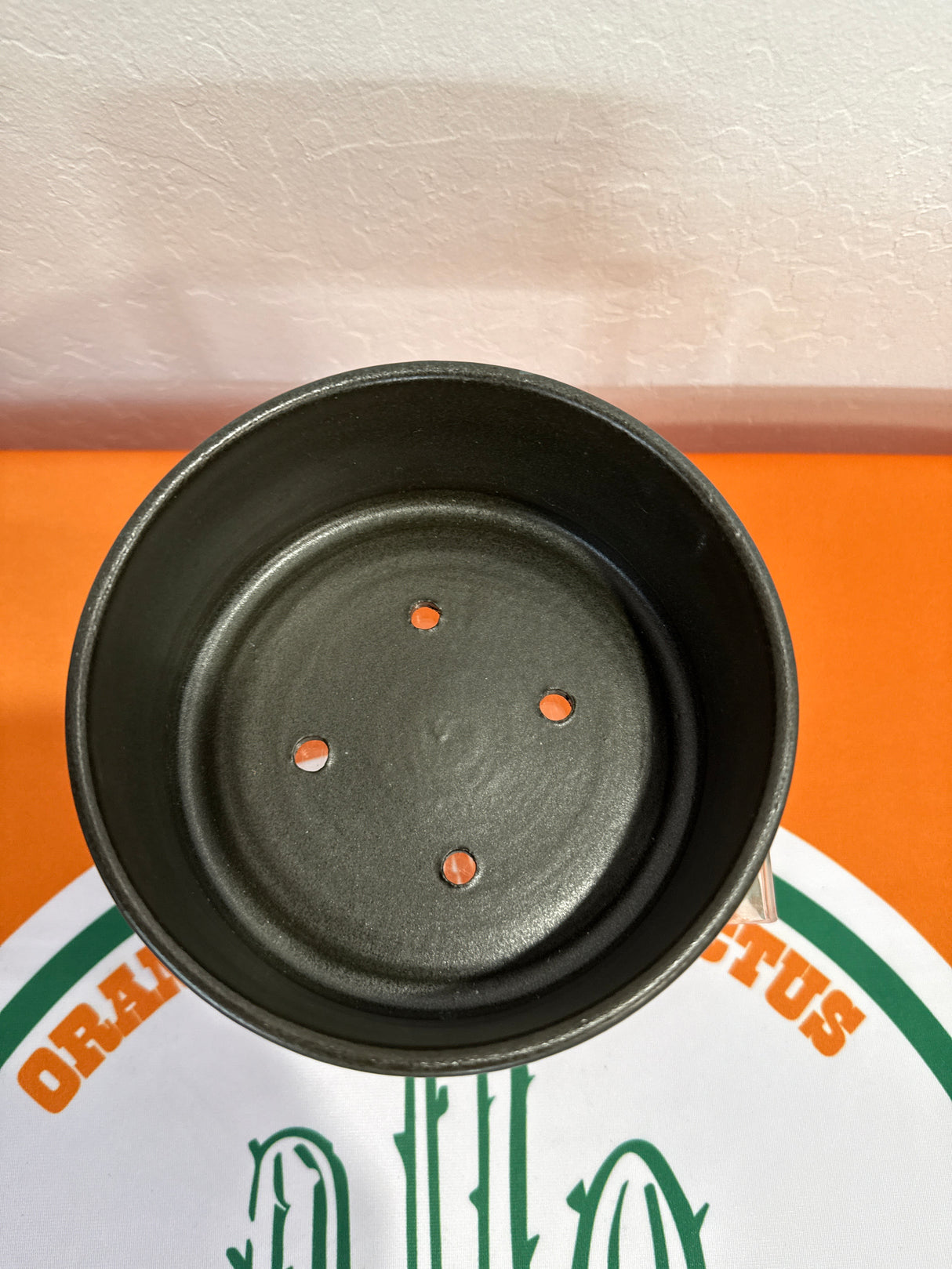 Kenny Smith fine pottery. - 6" #1007