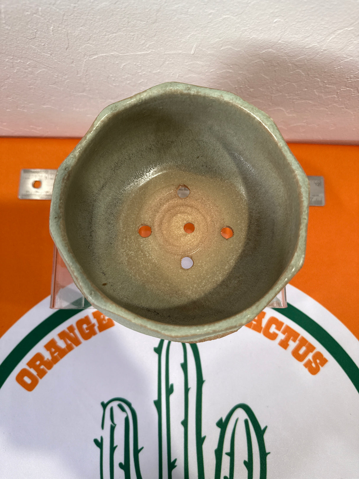 Kenny Smith fine pottery. - #1008