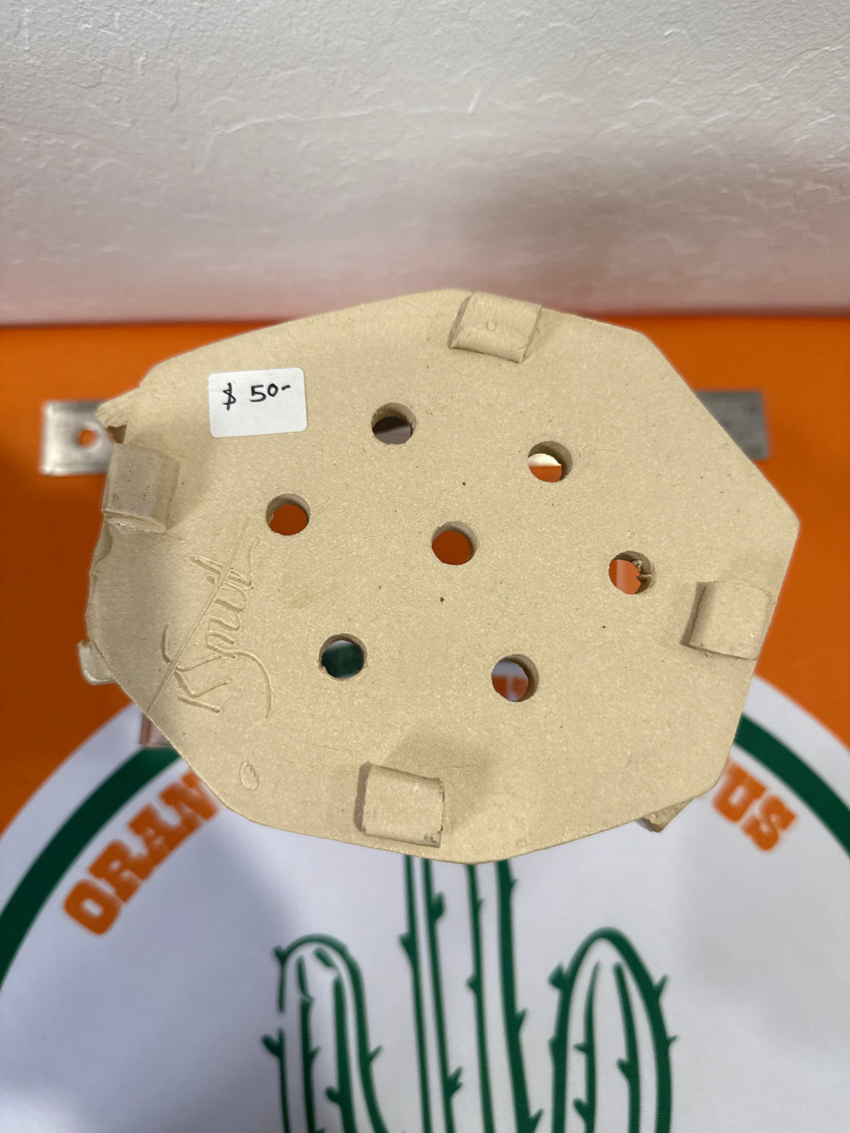 Kenny Smith fine pottery. - #1009