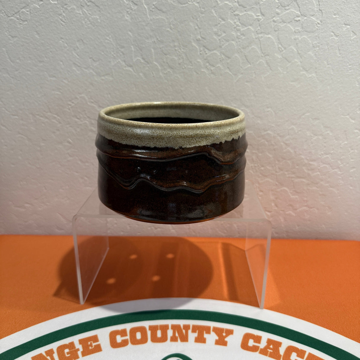 Kenny Smith fine pottery. - 5" #1004