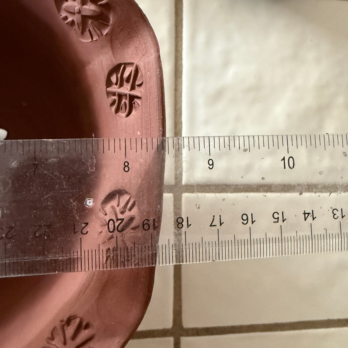 Kenny Smith fine pottery -  8.5" #1000